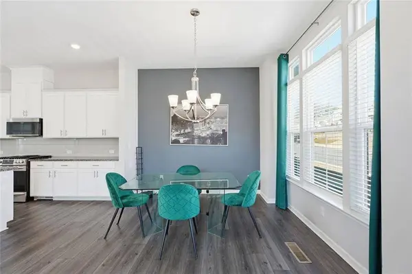 3317 Park Pointe CIR, Scottdale, GA 30079