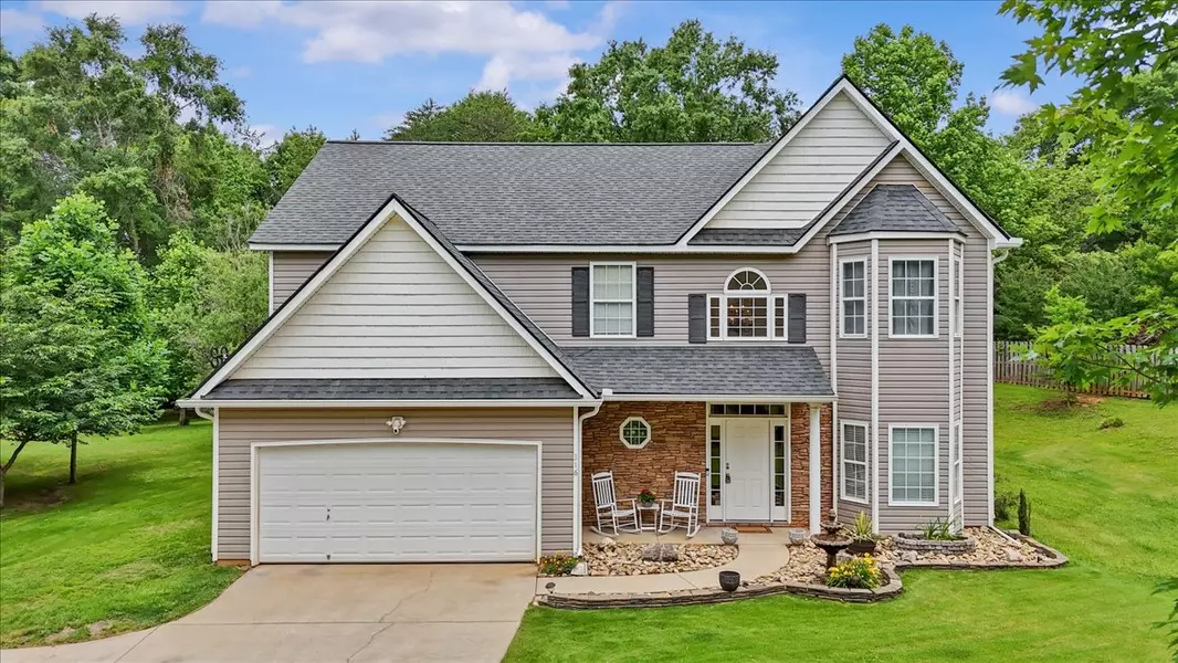 316 Crestview Ln, Spartanburg, SC 29301-5216