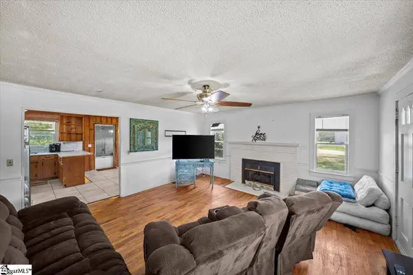 1592 Settle Road, Inman, SC 29349
