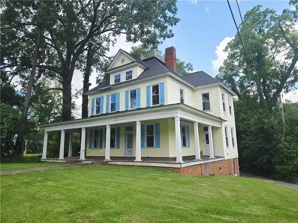 152 GRACE ST, Greenwood, SC 29649