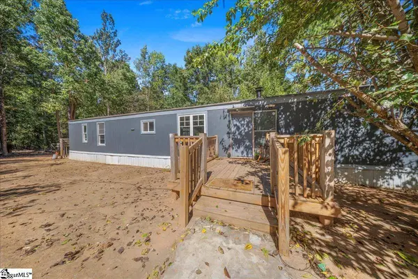 1660 Kilgore Bridge Road, Woodruff, SC 29388