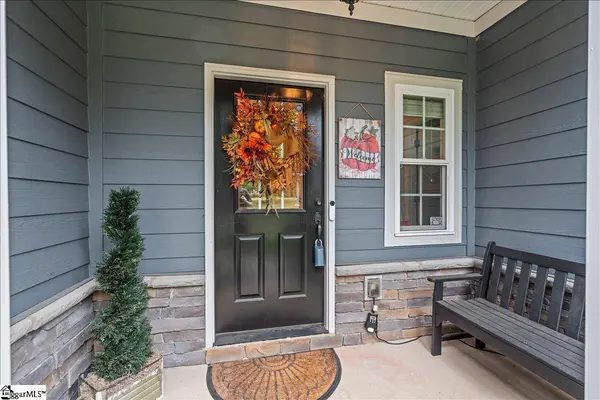 12 Moss Wood Circle, Simpsonville, SC 29681