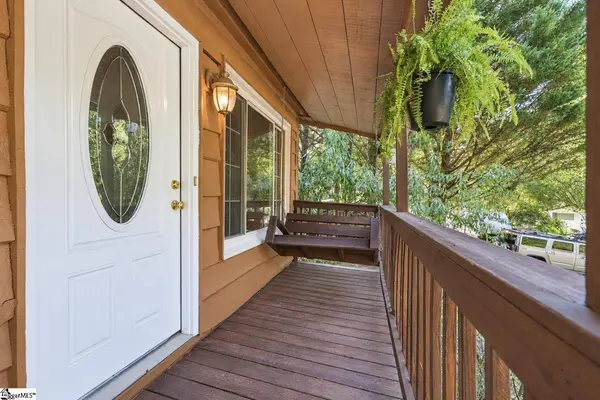 124 Nottingham Lane, Easley, SC 29640
