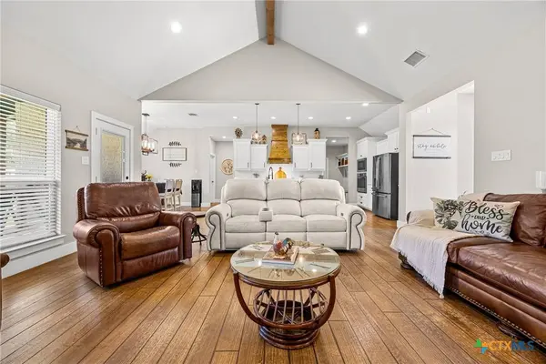 1424 County Road 3152, Kempner, TX 76539
