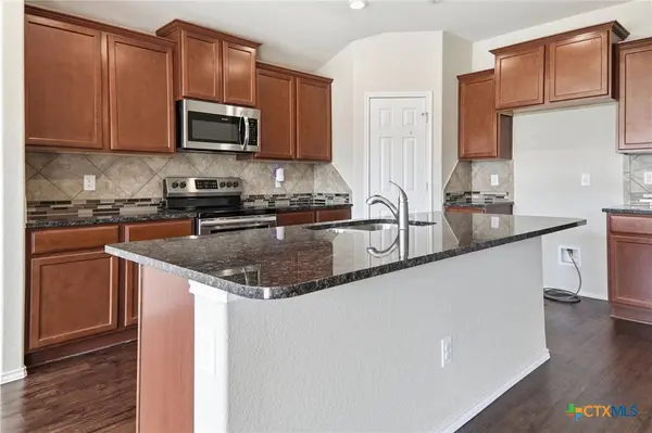 202 Danielle DR, Killeen, TX 76542