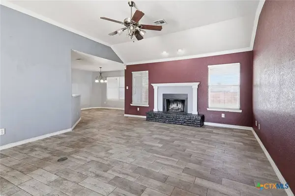 2404 Spirit Dancer DR, Copperas Cove, TX 76522