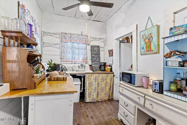 2320 24th Avenue, Gulfport, MS 39501