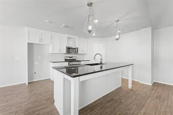 2912 W Charlotte ST, Broken Arrow, OK 74011