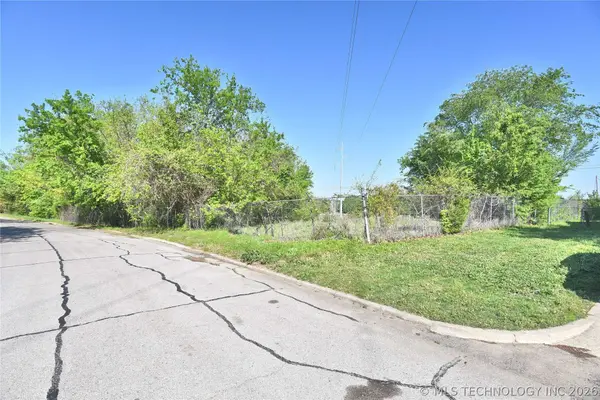 136th PL, Glenpool, OK 74033