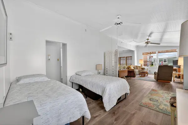 217 Nettles BLVD, Jensen Beach, FL 34957