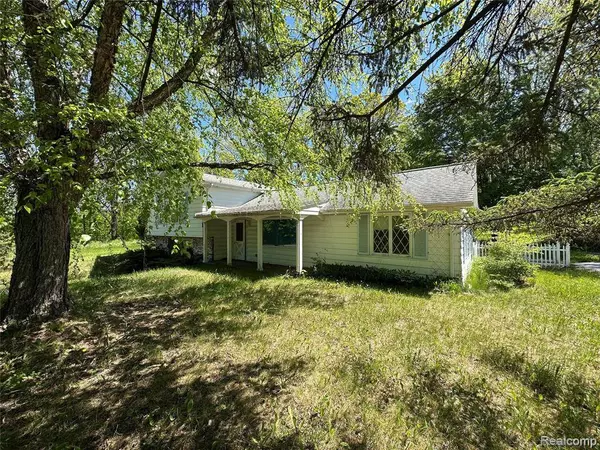 11116 N Bray Road, Clio, MI 48420