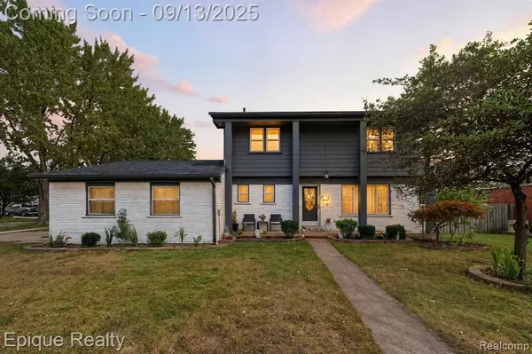 42222 Mac Rae Drive, Sterling Heights, MI 48313