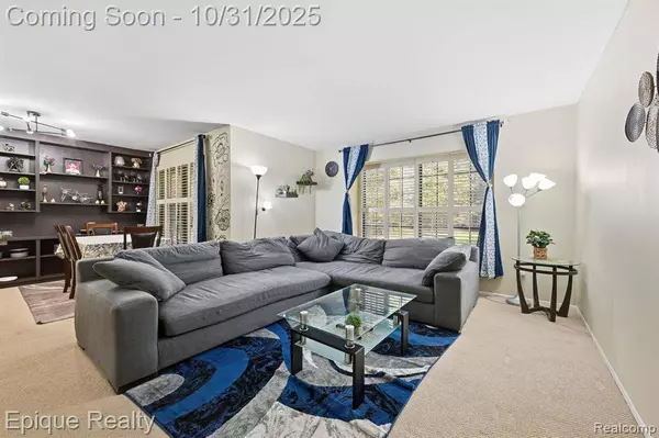 36996 Dartmoor Drive, Farmington, MI 48331