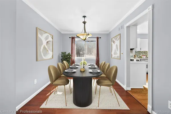 1580 Crimson DR, Troy, MI 48083