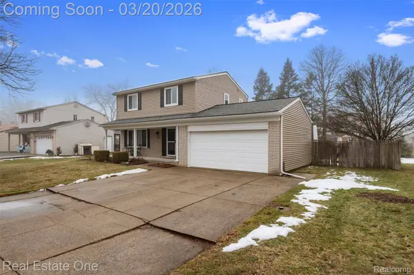 3843 Anvil DR, Troy, MI 48083