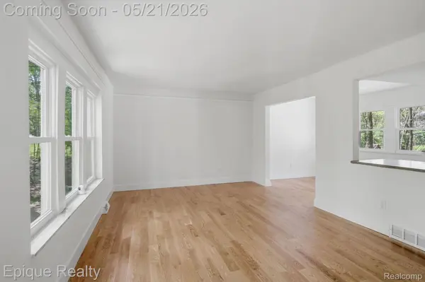 8315 Reese RD, Independence Charter Township, MI 48348