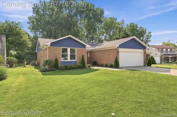 35226 Collingwood DR, Sterling Heights, MI 48312