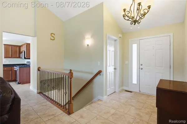 52754 Delena DR, Macomb Township, MI 48042