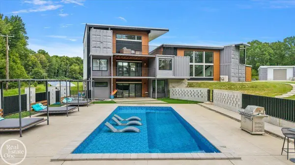 850 Frick RD, Addison Twp, MI 48367