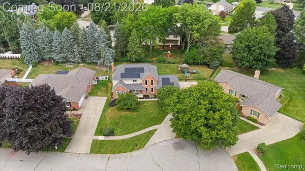 47608 Cheryl CT, Shelby Charter Township, MI 48315