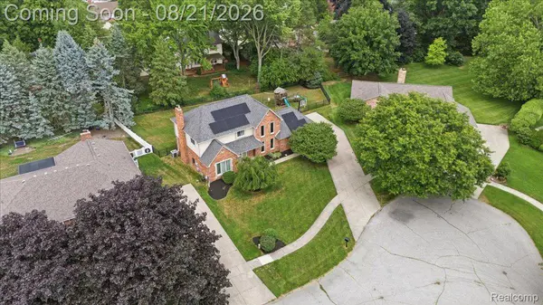 47608 Cheryl CT, Shelby Charter Township, MI 48315