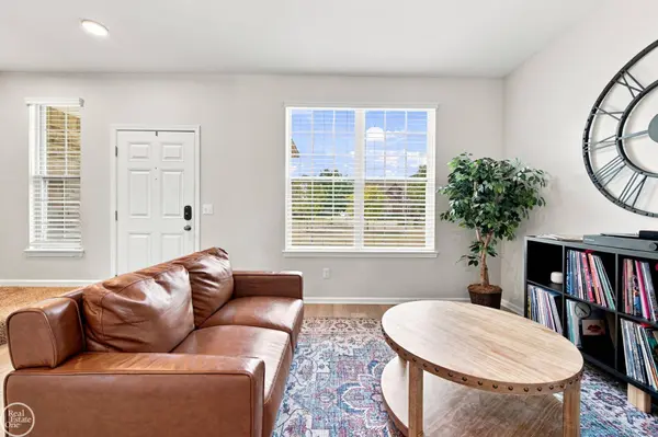 49720 E Central PARK, Shelby Twp, MI 48317