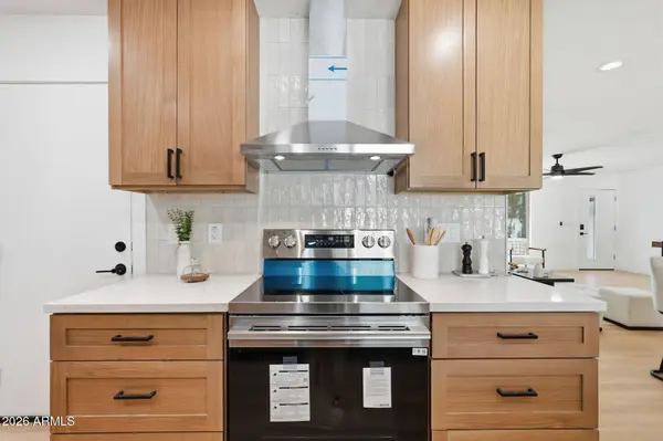 2410 E WESLEYAN Drive, Tempe, AZ 85282