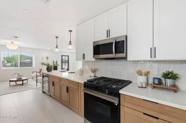 1238 E ALMERIA Road, Phoenix, AZ 85006