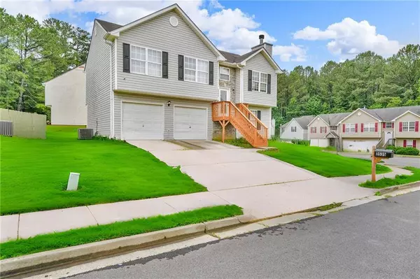 2535 Brookgate XING, Ellenwood, GA 30294