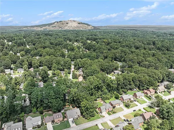 5710 Manassas RUN, Stone Mountain, GA 30087