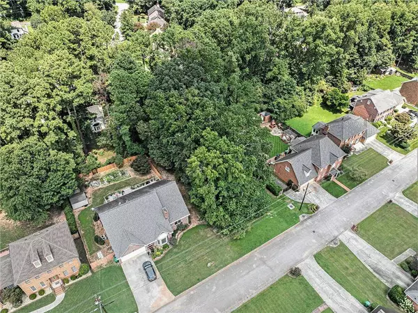 5710 Manassas RUN, Stone Mountain, GA 30087