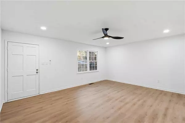 112 Mann BLVD, Stockbridge, GA 30281