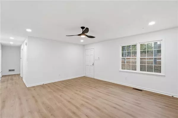 112 Mann BLVD, Stockbridge, GA 30281