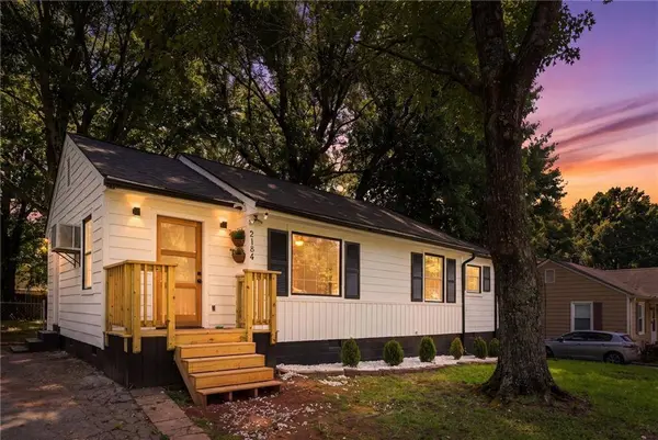 2184 Browns Mill RD SE