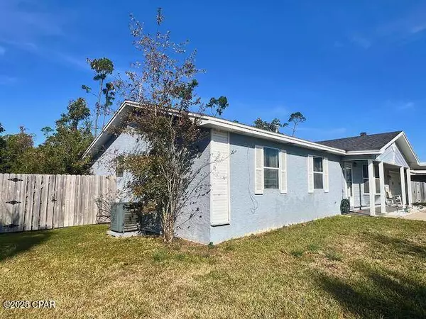 1300 Calabria RD, Panama City, FL 32405