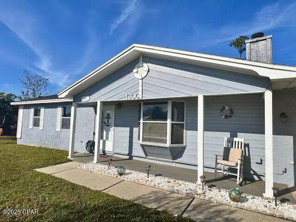 1300 Calabria RD, Panama City, FL 32405