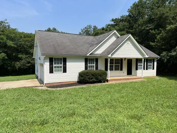 215 Stokely DR, Chickamauga, GA 30707