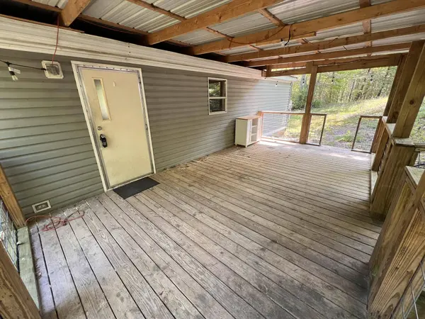 754 Dale TRL, Menlo, GA 30731