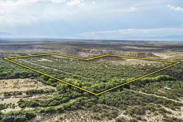 8828 W Miles A Way, Pima, AZ 85543