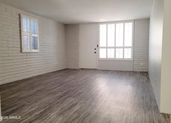 3737 E TURNEY Avenue #121, Phoenix, AZ 85018