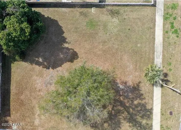 505 E 8th ST, Lynn Haven, FL 32444