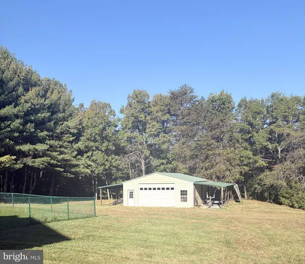 205 POND VIEW LN, Winchester, VA 22603