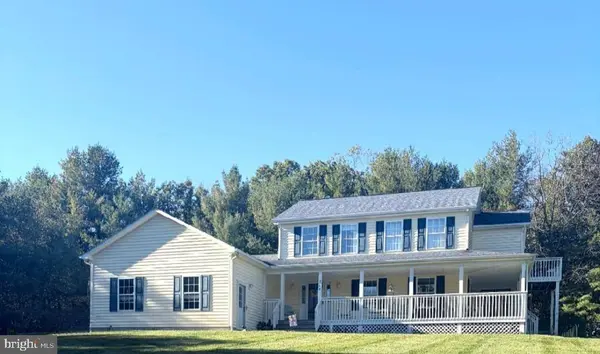 205 POND VIEW LN
