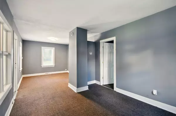 2721 N 56th St, Milwaukee, WI 53210