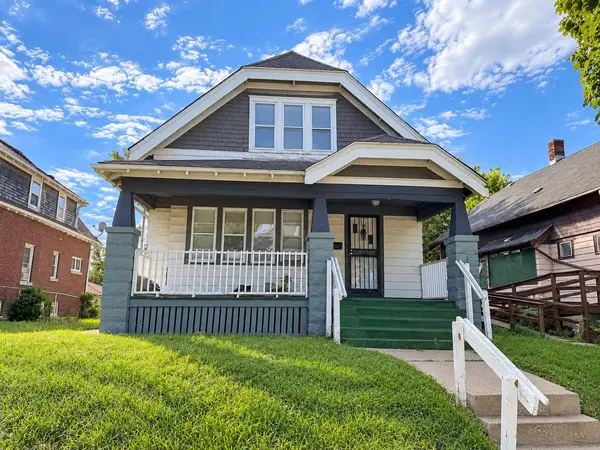 3611 N 12th St, Milwaukee, WI 53206