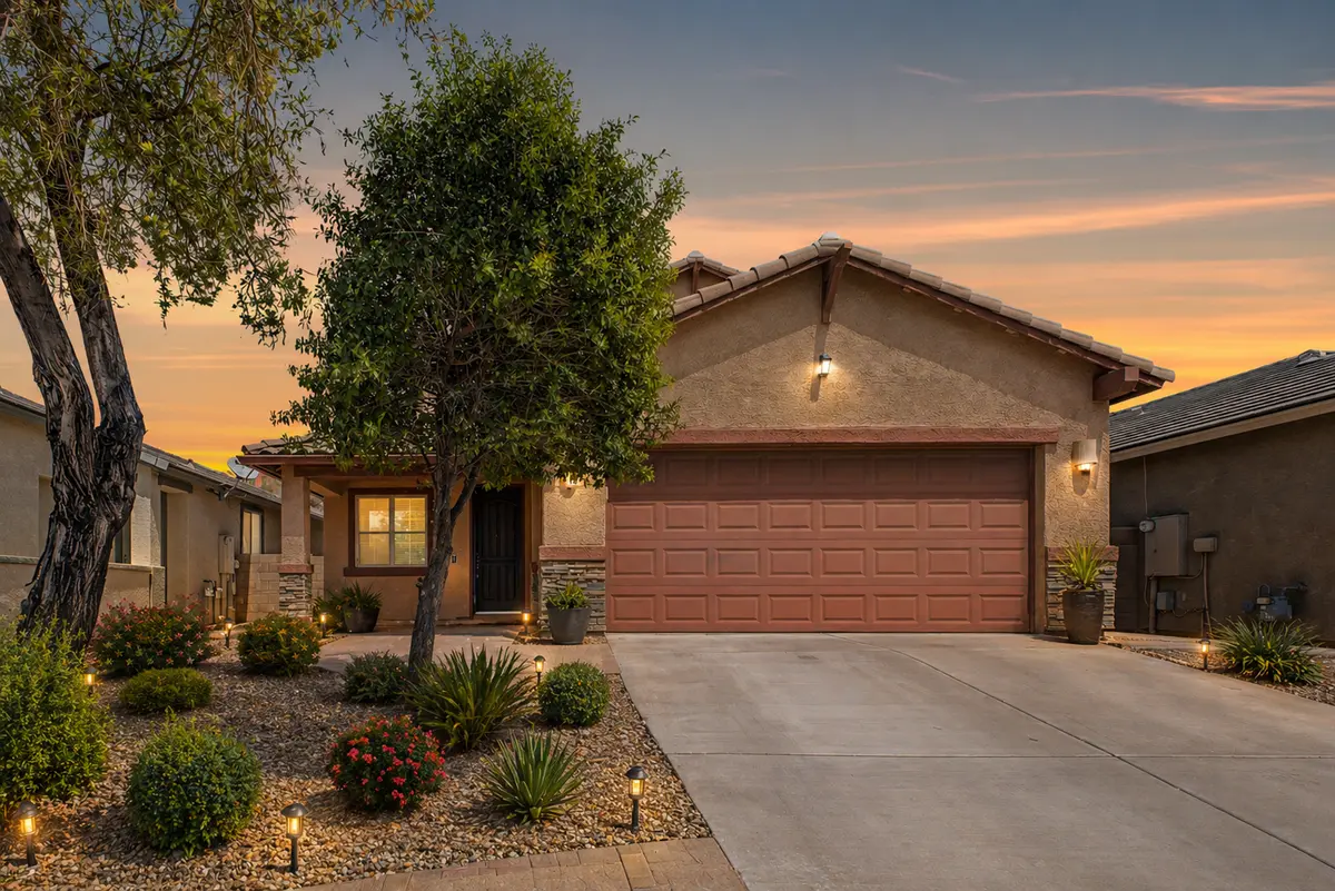 10457 S Boothill Way, Vail, AZ 85641-6846