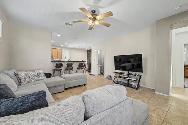 10457 S Boothill Way, Vail, AZ 85641-6846