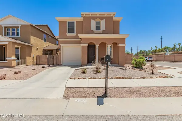 7952 E Revolution Loop, Tucson, AZ 85730
