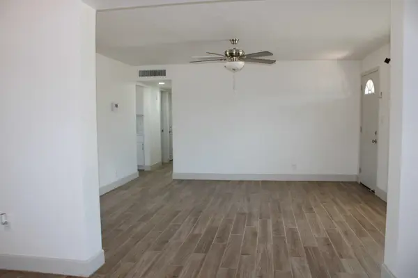 6526 E Calle Dened, Tucson, AZ 85710-5614