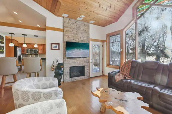 1140 S Gillette Drive #5, Wisconsin Dells, WI 53965